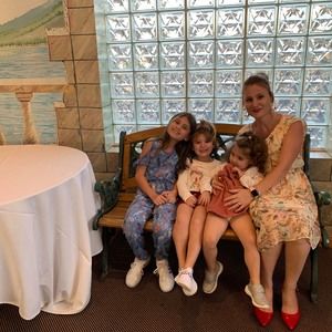 Meet your Posher, Rovena